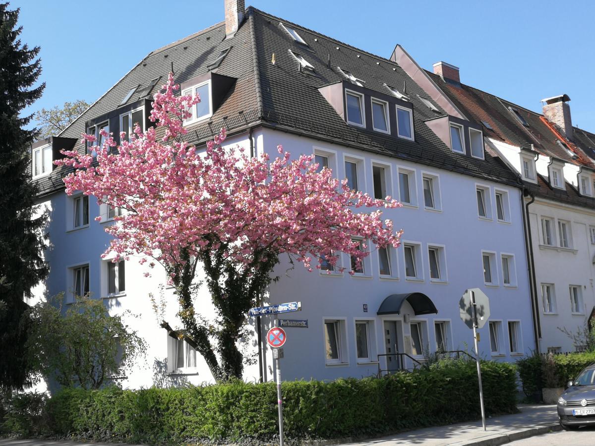 Boardinghouse München-Laim Hotel Exterior foto